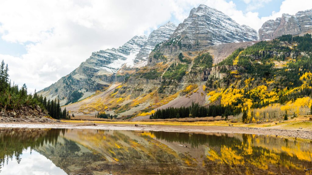 Hiking the Crater Lake Trail at Maroon Bells Aspen in October