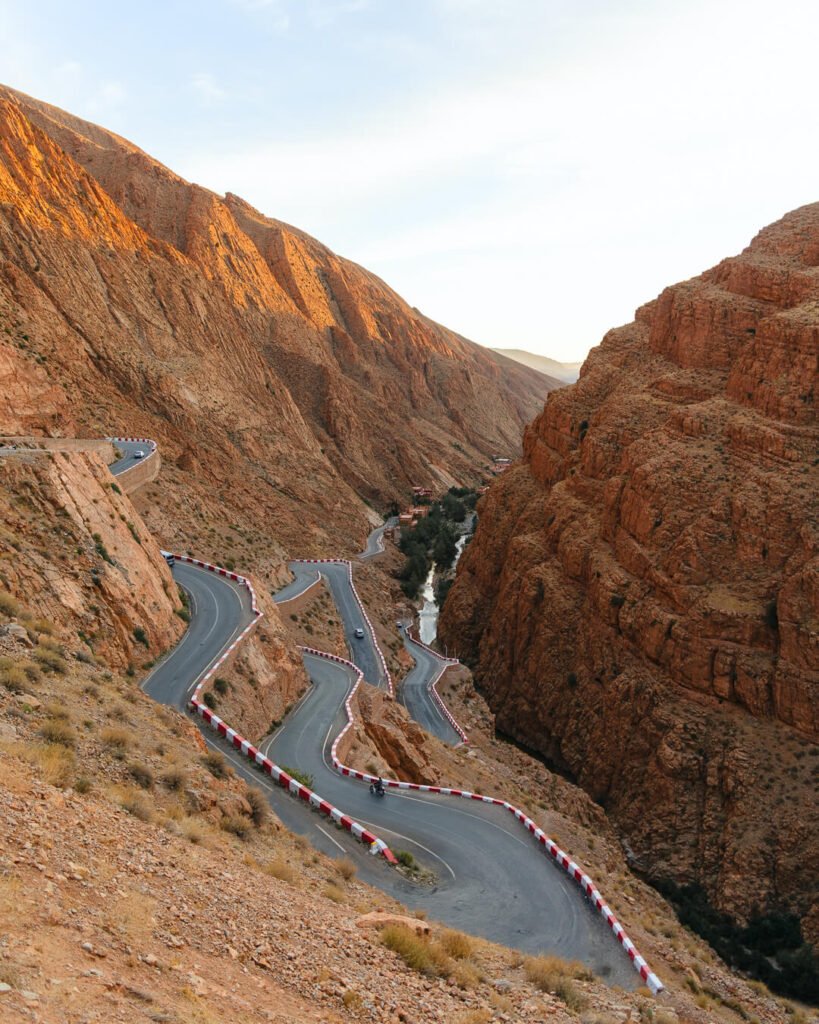 Timzzillite viewpoint  Dades Valley